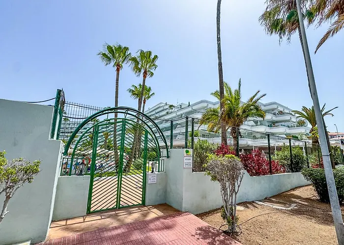 In Beachfront Complex In El Duque Area, Appartement Costa Adeje (Tenerife)