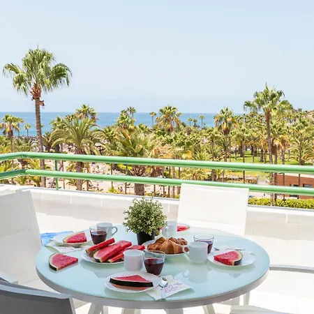 아파트 In Beachfront Complex In El Duque Area, 아데제