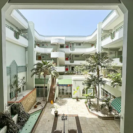 In Beachfront Complex In El Duque Area, Apartament