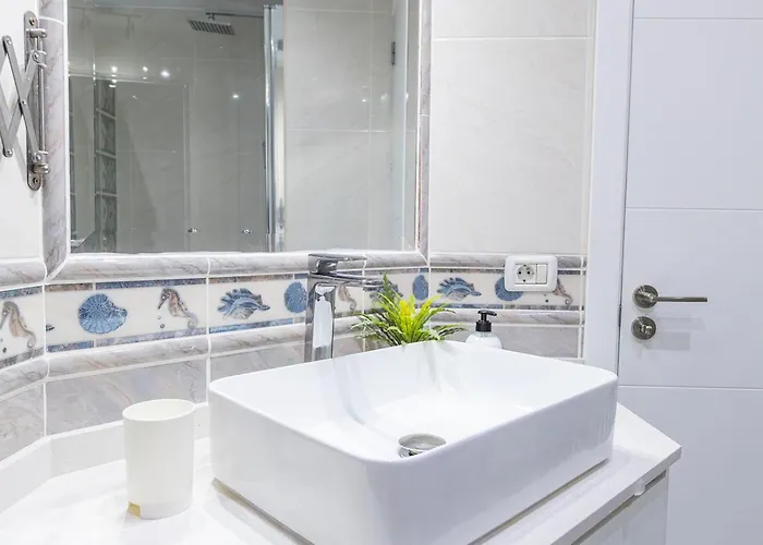 In Beachfront Complex In El Duque Area, Апартаменты *